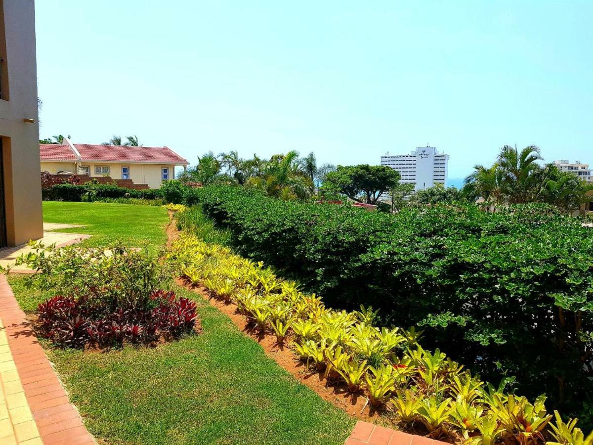 73 The Shades, 23 Weaver Crescent * Durban
